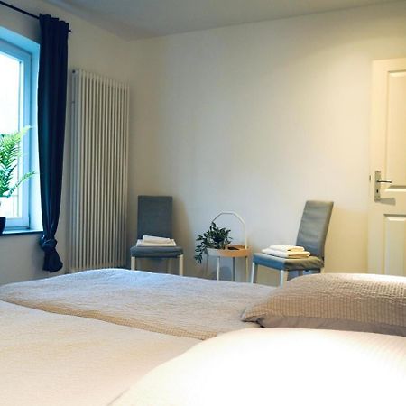 Haus Im Gruenen Fuer 6 Personen-3 Schlafzimmer- 3 Baedern -Waschmaschine-Grosse Terrasse- Vollausgestattete Kueche Wolfsburg Eksteriør billede