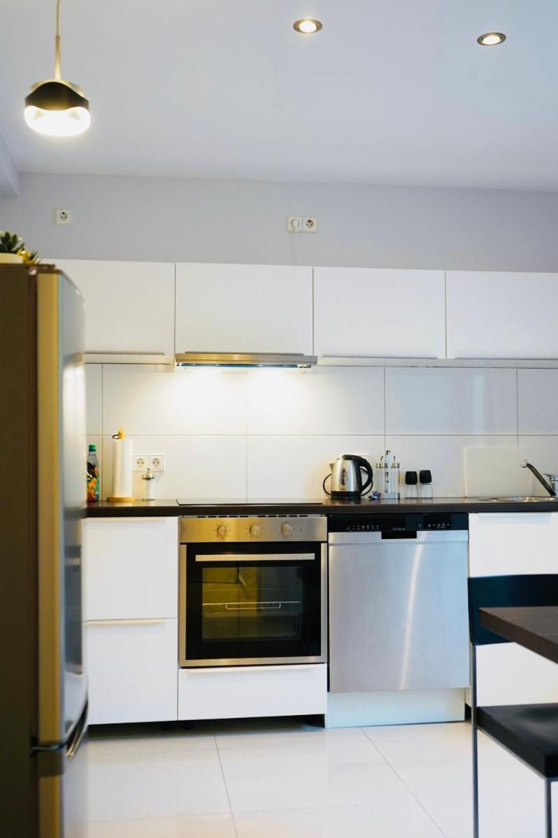 Haus Im Gruenen Fuer 6 Personen-3 Schlafzimmer- 3 Baedern -Waschmaschine-Grosse Terrasse- Vollausgestattete Kueche Wolfsburg Eksteriør billede